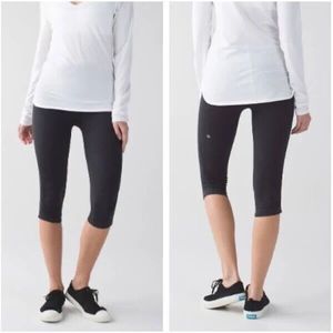 Lululemon Athletica In The Flow Crop Leggings  Women's Size 4 Heathered Black